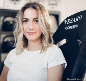 SimRacingGirl