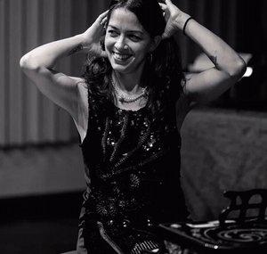 Gisela Gregori - Clave y Piano