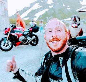 Mike on Tour. Motorradreisen, Abenteuer + Reviews