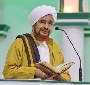 ‫الحبيب عمر بن حفيظ (‪Habib Omar Bin Hafidh‬‏)‬‎