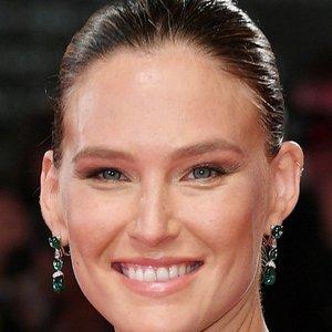 Bar Refaeli