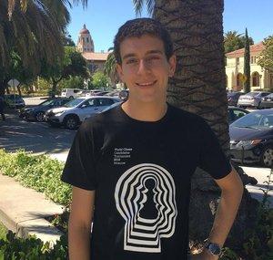 Daniel Naroditsky
