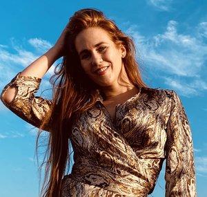 Camila Carballo INSIDE