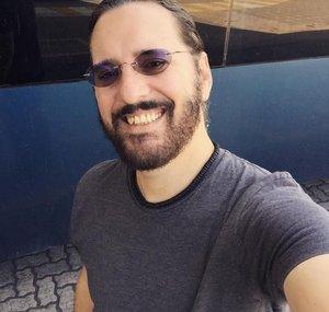 Adrián Gil