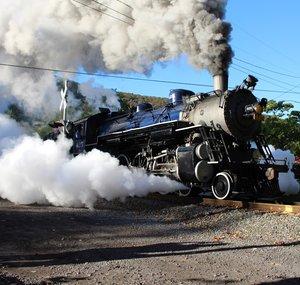 NS Reading Line Railfan