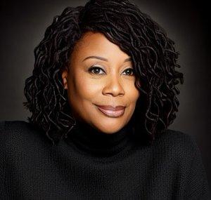 The Curvy Critic aka Carla Renata