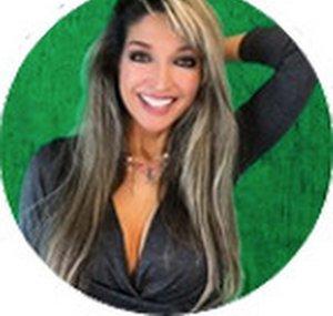 Yvonna Lynn
