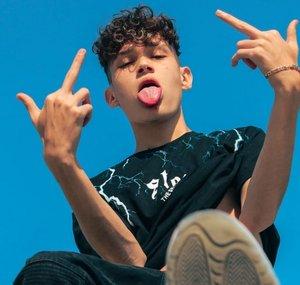 Young Alxxxs