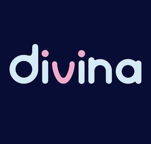 ZOWIE DIVINA