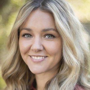 Meisha Lowe
