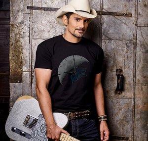 BRADPAISLEYVEVO