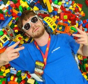Hacim Bricks