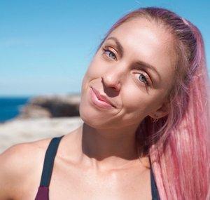 Melanie Reacts