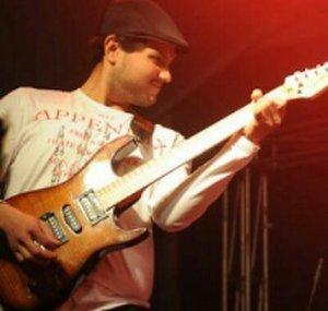 mmguitar (mmguitar)