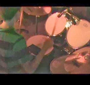Play da drum!