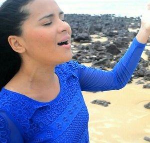 cantora janiele Barboza