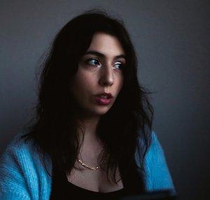 Anila ASMR