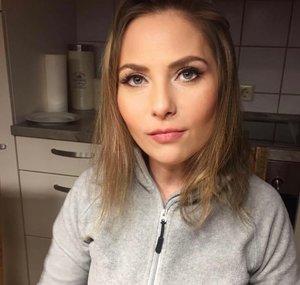 A NUŻ, WIDELEC.