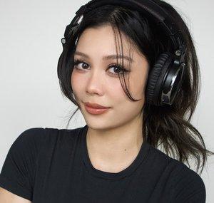 Hello Vee