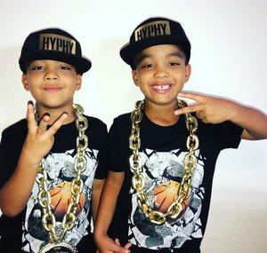 Calhoun Twinz