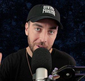 Sean Divine