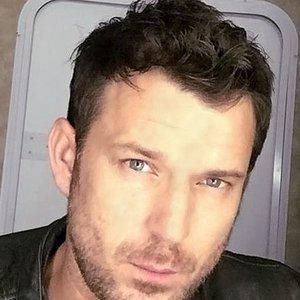 Wil Traval
