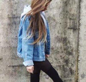 Chlo