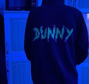 DUNNY