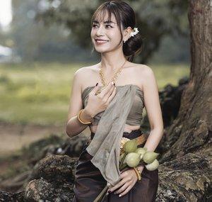 Thôn nữ Khmer ở Úc