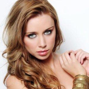 Una Healy