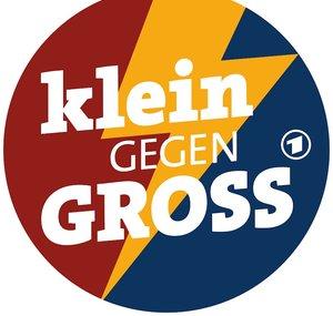 Klein gegen Groß