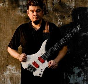 Papis Guitar