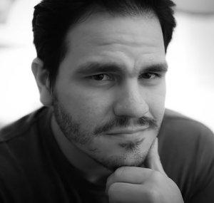 Carlos Olavarria