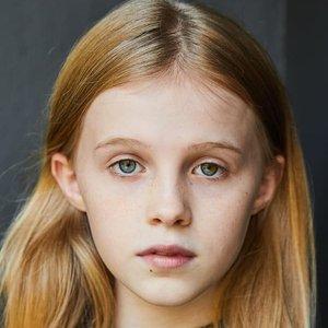 Alyla Browne