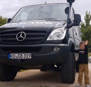 Alex del Oso Villa (Campers, trucks, vans 4x4)