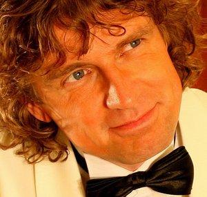 Ian Mulder Piano