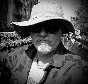 Mr David Howell