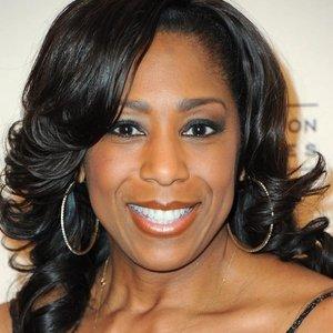 Dawnn Lewis