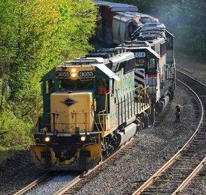 NS Sunbury Line Railfan Raymond