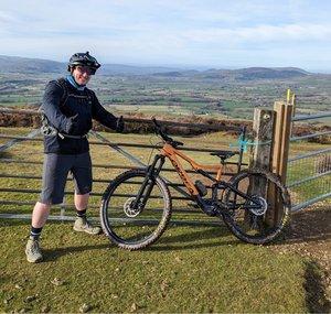 AlexRidesMTB