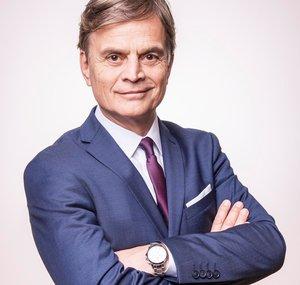Dr. Bernd Baumann