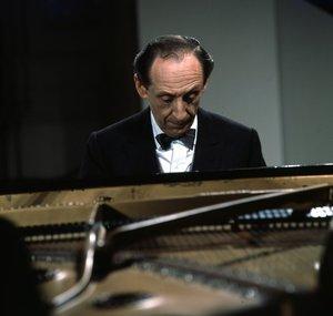 Vladimir Horowitz - Topic
