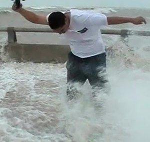 HuracanadoWX (StormChasing by Jose Garcia)