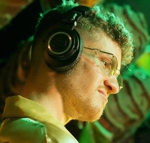 Niklas Steenfatt Music