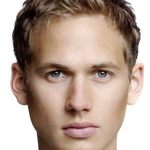 Gregg Lowe
