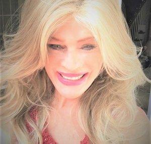 ULTIMATE GOLDEN GIRL DIANNA BRIANNE FAIRCHILD