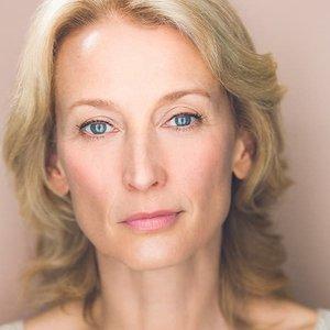 Carrie Paff