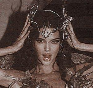 fallen aphrodite 