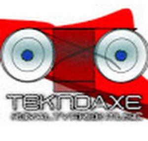 TeknoAXE Live Music