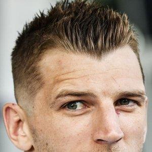 Dan Hooker